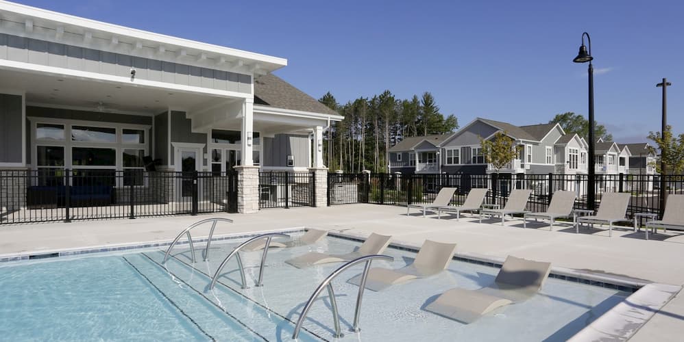 Wyoming, MI Apartments Springs at the Reserve